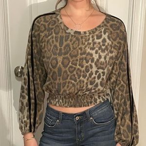 Leopard sweater with black pin stripe